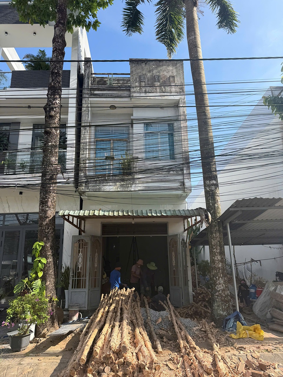 Công trình nâng chỉnh nhà nghiêng – Gia cố móng chống lún tại TP Cần Thơ